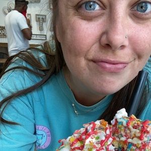 Meet your Posher, Kaitlyn